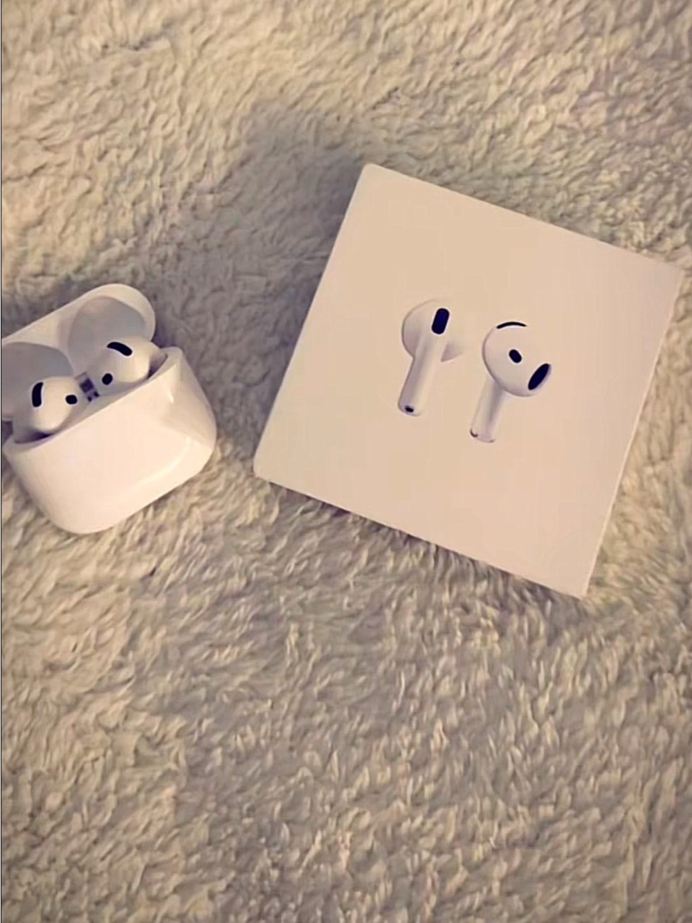 🎧 Apple AirPods 4 with Active Noise Cancellation